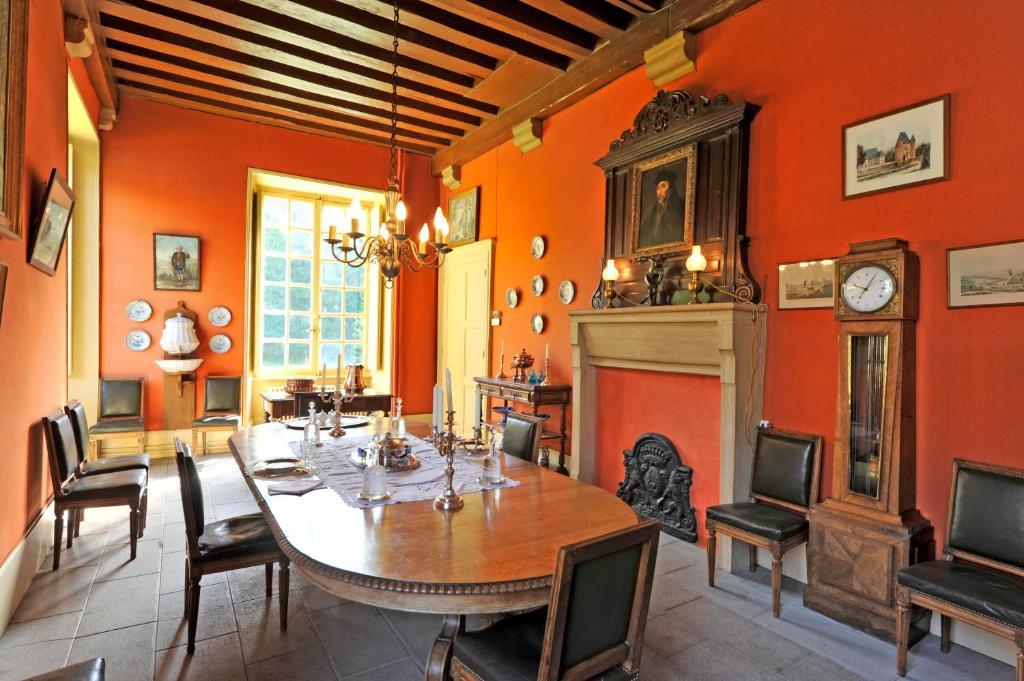 Chateau Du Riau Bed and Breakfast Villeneuve-sur-Allier Esterno foto